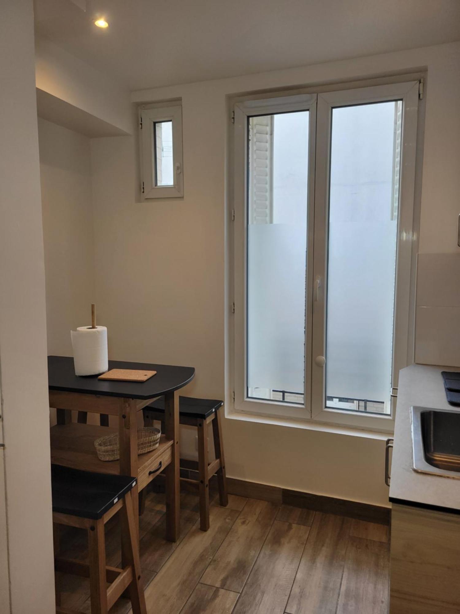 Amazing Apartment A Stone'S Throw From The City Of Lights - Paris Клиши Экстерьер фото
