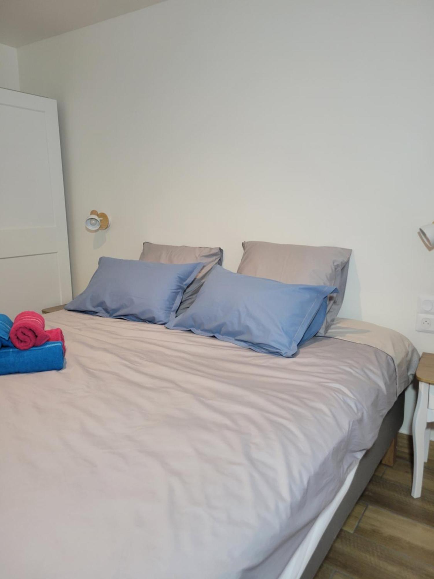 Amazing Apartment A Stone'S Throw From The City Of Lights - Paris Клиши Экстерьер фото